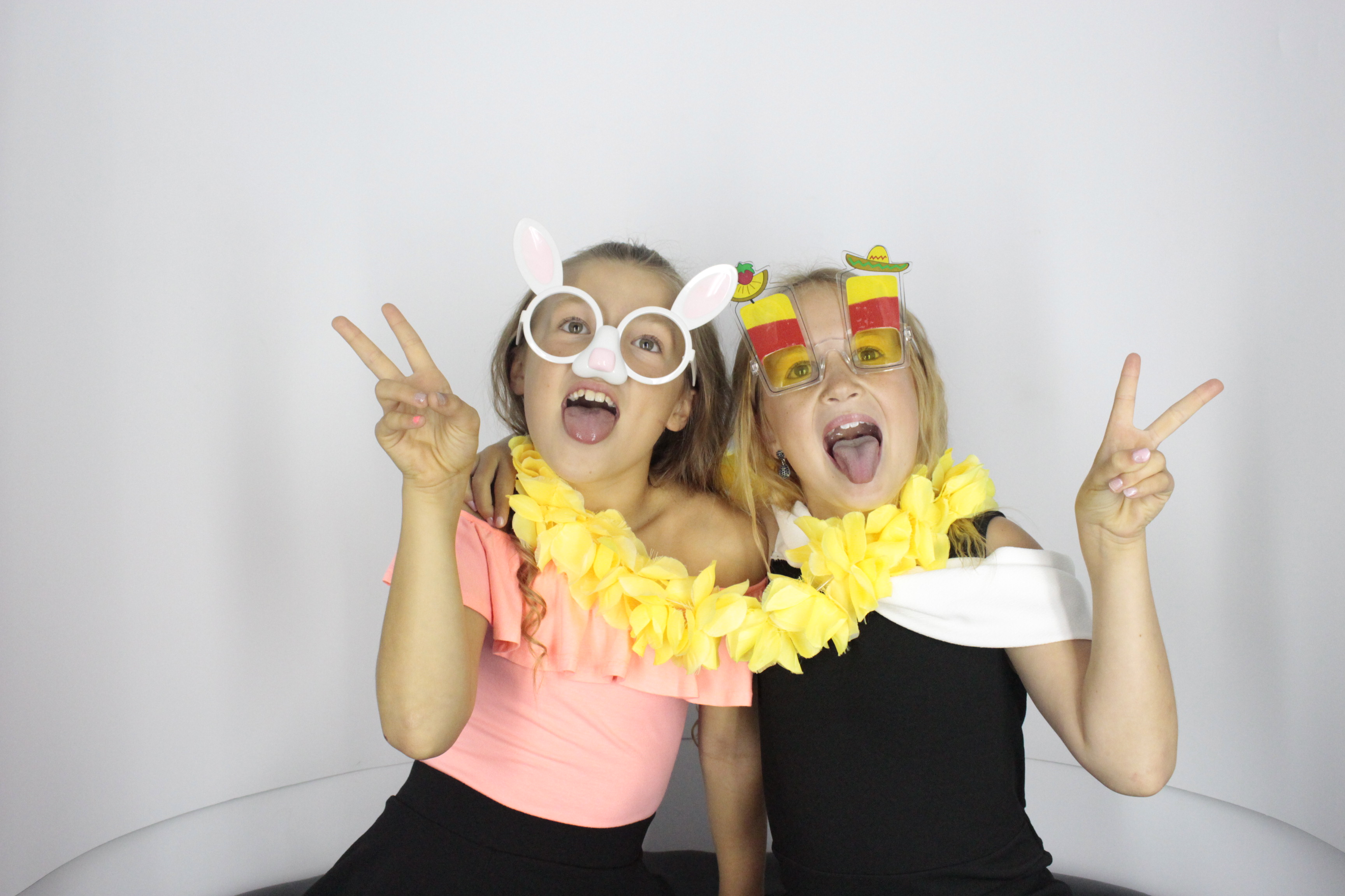  Heather & Daniel's Wedding | View more photos from the event at gallery.myphotoboothexperience.co.uk/u/MyPhotoBoothExperienceLtd/Heather-Daniels-Wedding
